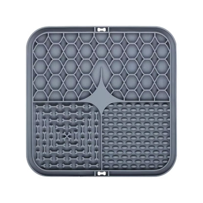 Pets and dogs lick mat. Slow Food Plate for Dog Bathing Distraction. Training Feeder Supplies in silicone 